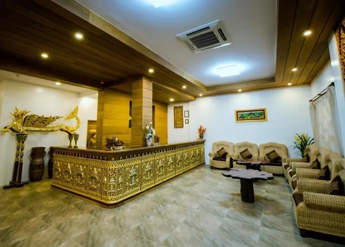 Yadanarpon Dynasty Hotel