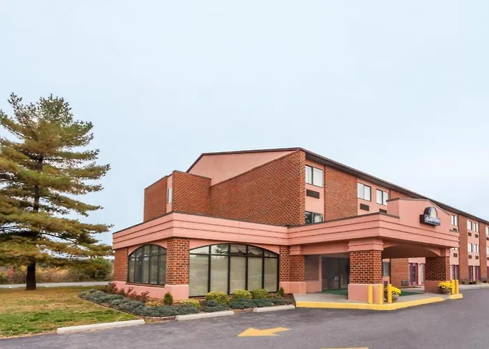 Red Roof Inn Martinsburg