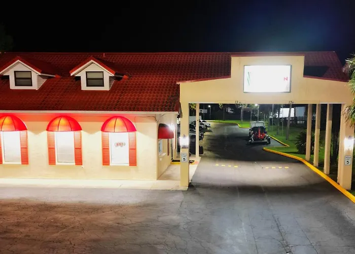 Palms Garden Inn