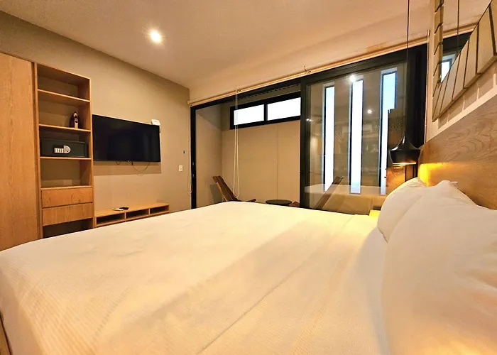 Sofia Boutique Condos By Bunik