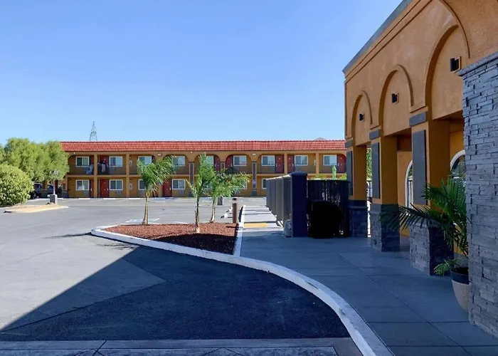 Quality Inn Redding Near I-5