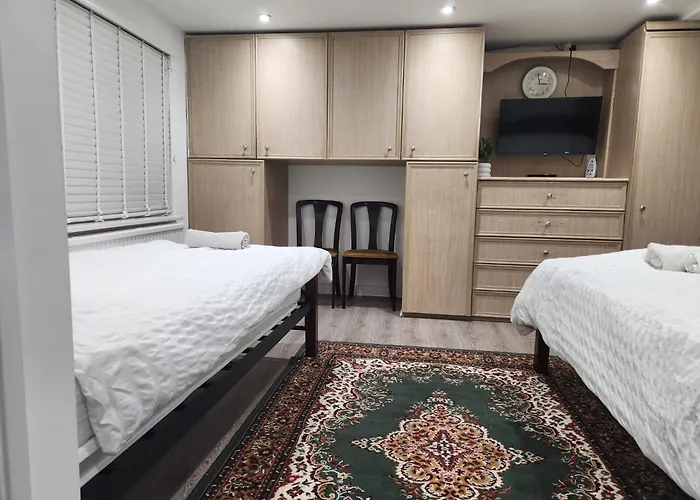The London En-Suite