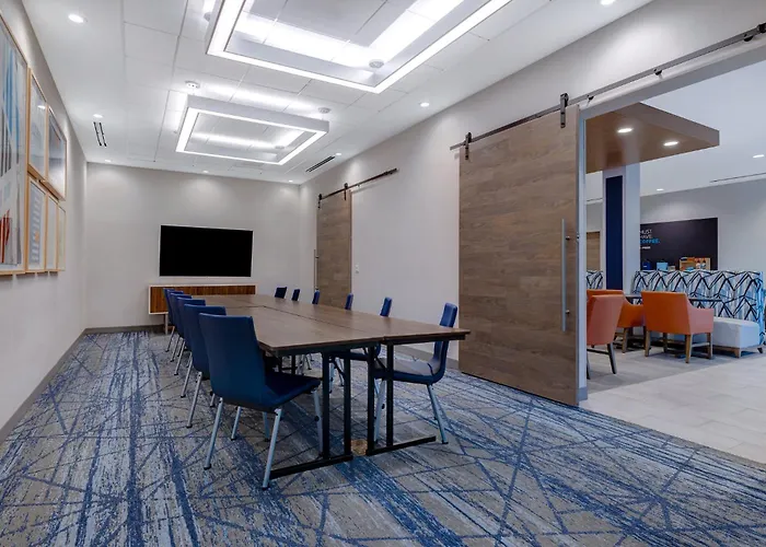 Holiday Inn Express & Suites Ontario - Chino Hills By Ihg