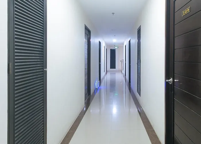 Reddoorz @ Leoncia Apartelle Mandaue City