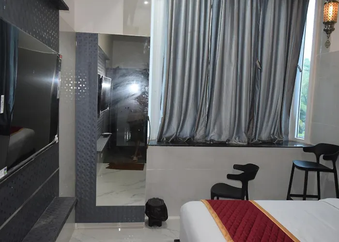 M Grand Stay