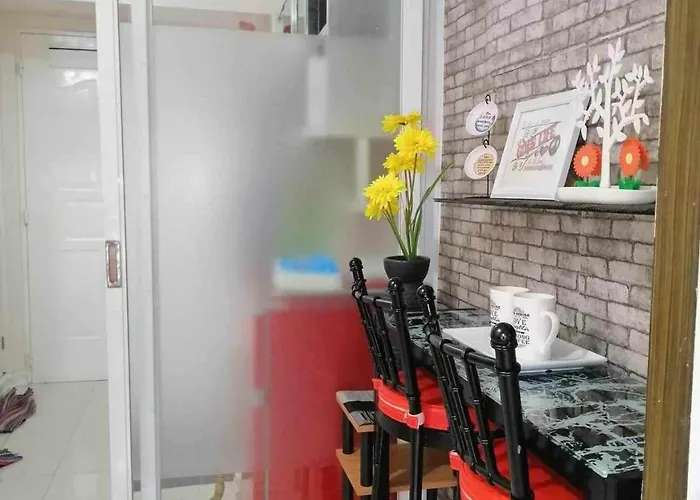 Amanda Modern Condo