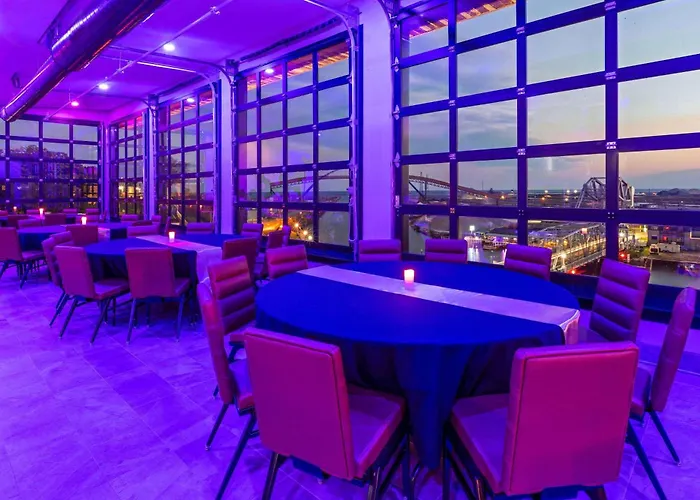Riverbend Hotel And Suites, Trademark Collection By Wyndham