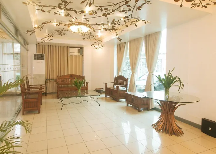Royal Am Rei Hotel By Reddoorz