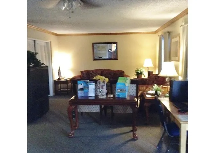 Country Inn & Suite