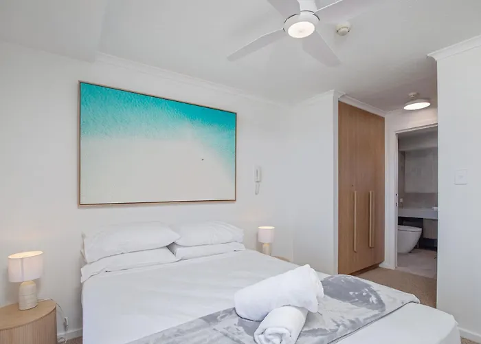 Crystal Beachfront Apartments
