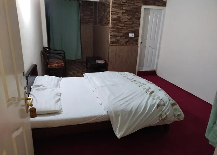 Kashmir Continental Hotel Murree