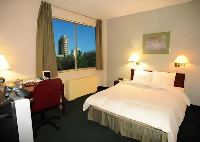 The Marlborough Hotel