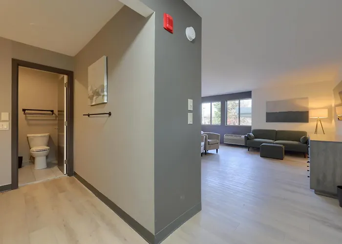 Lititz Pointe Inn And Suites