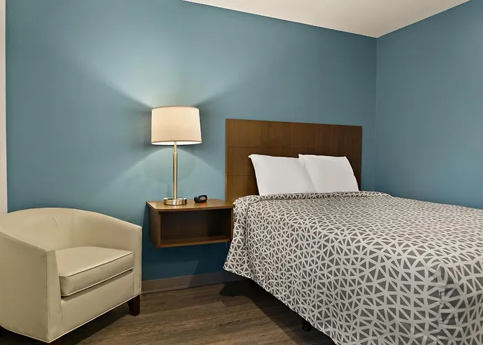 Woodspring Suites Fort Myers - Cape Coral