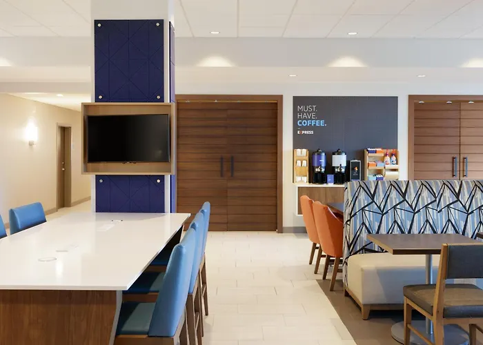 Holiday Inn Express & Suites Augusta W - Grovetown By Ihg