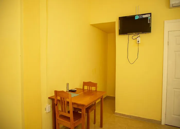 Good Stays Hotel