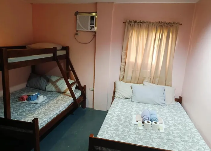 C Djacob Haven And Tourist Inn