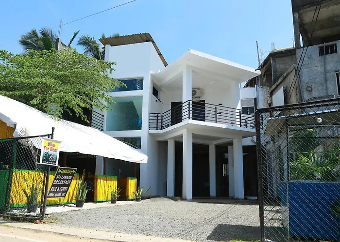 Camellia Hotel & Restaurant Mirissa