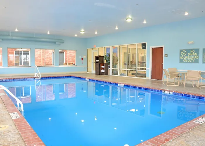 Holiday Inn Express Hotel & Suites Millington-Memphis Area By Ihg