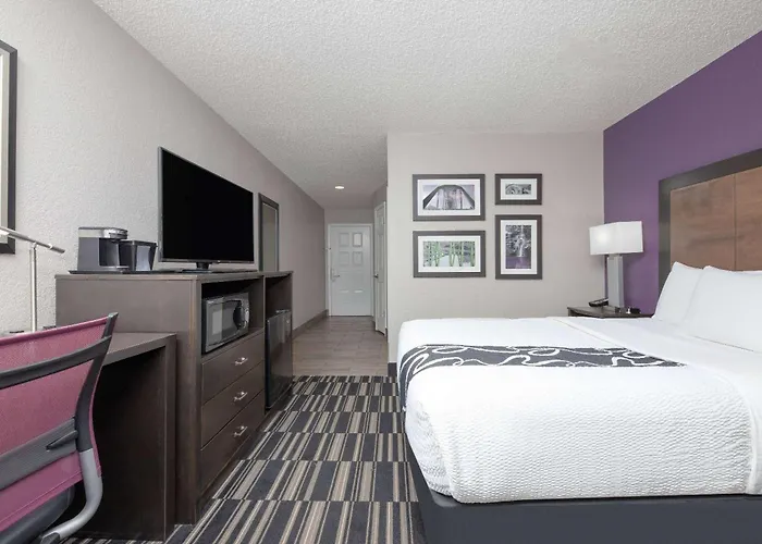 El Dorado Cheap Hotels
