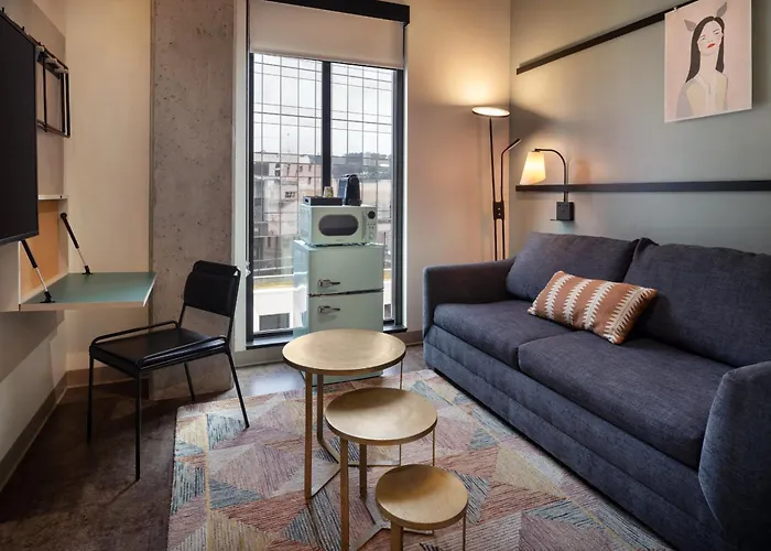 Moxy Portland Downtown