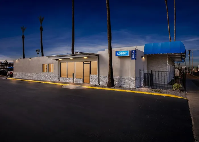Surestay By Best Western Phoenix Airport