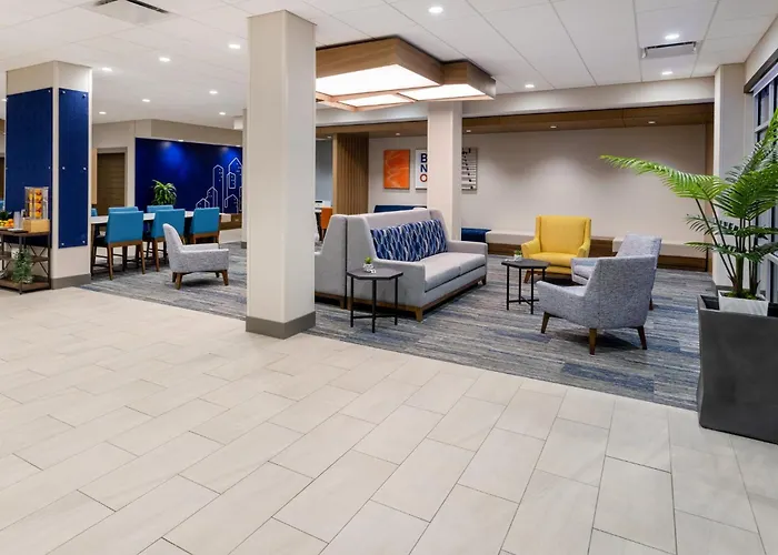 Holiday Inn Express & Suites Benson By Ihg