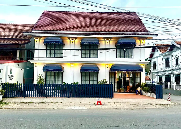Midnight Blue Guesthouse