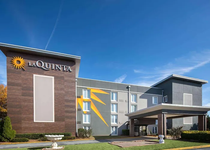La Quinta By Wyndham Atlanta Airport South