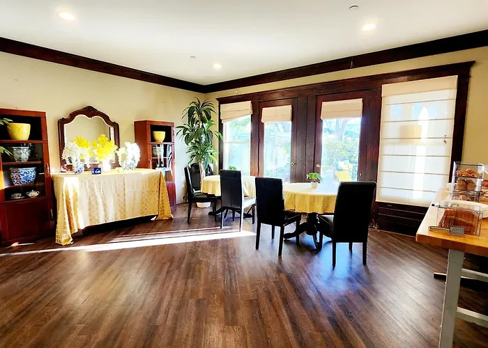 Santa Paula Cheap Hotels