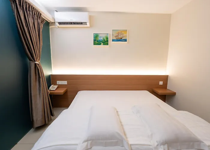 Green Hotel