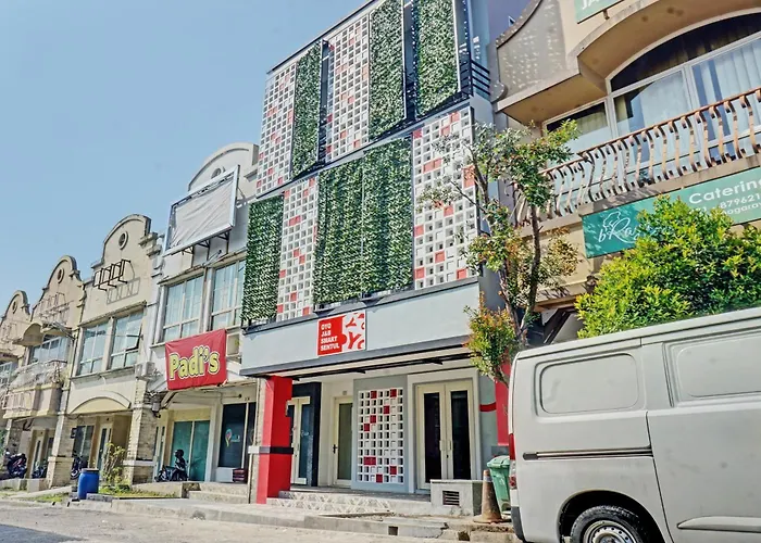 Capital O 92765 J&B Smart Sentul
