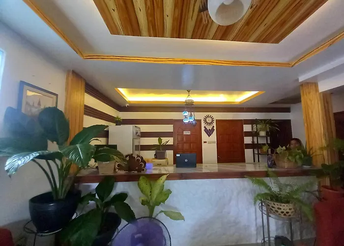 Thrivers Hometel White Beach Puerto Galera