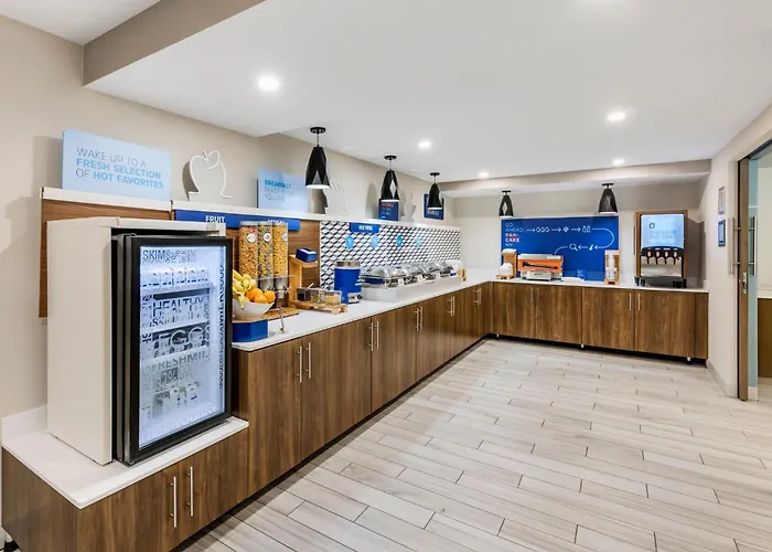 Holiday Inn Express Chicago-Downers Grove By Ihg