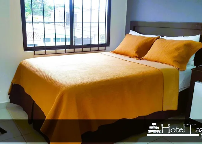 Hotel Tazumal House