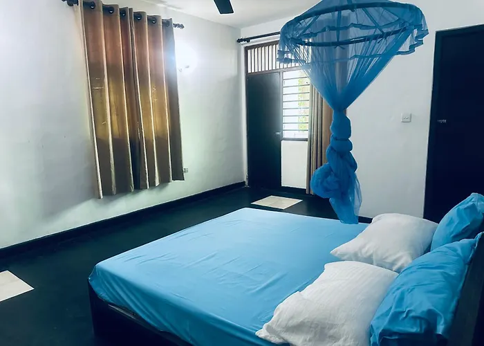 Rock Hill Hotel - Unawatuna