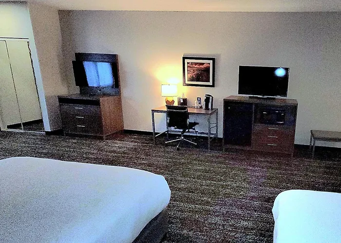 Cathedral City Cheap Hotels