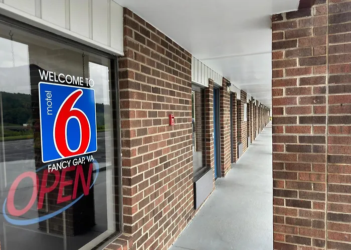 Motel 6 Fancy Gap Va