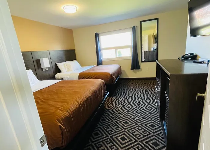 Falls Lodge & Suites