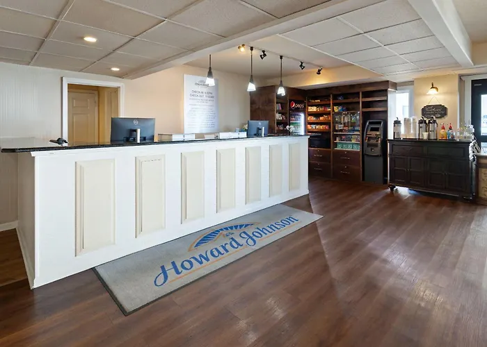Howard Johnson Plaza By Wyndham Ocean City Oceanfront