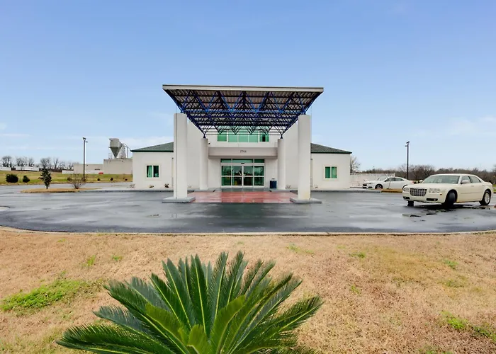 Corsicana Cheap Hotels