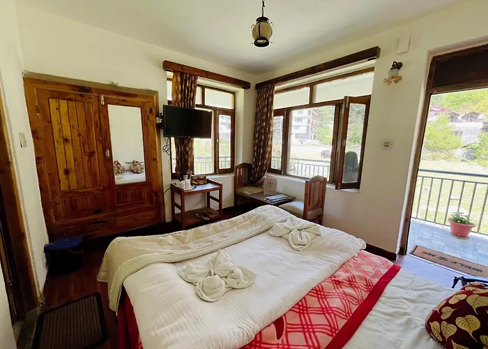 Hotel Tourist 10 Minutes Walking Distance From The Mall