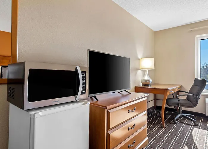 Days Inn By Wyndham Black River Falls - Access To Atv Trail