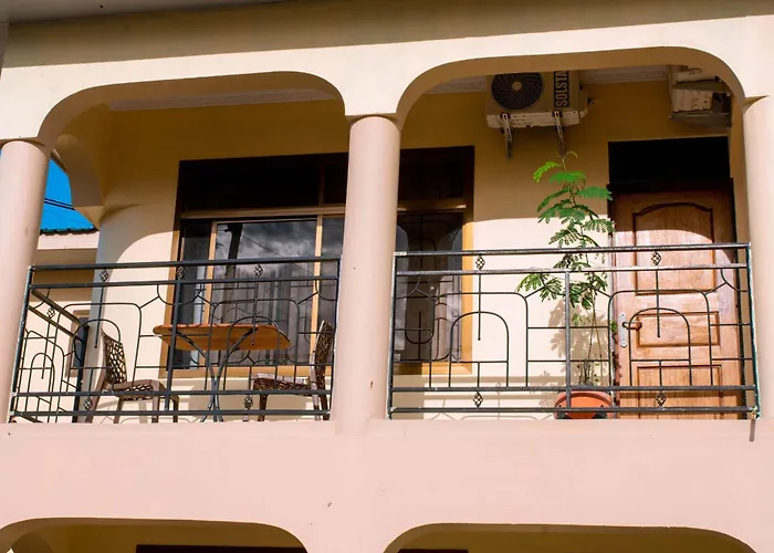 Mark-A Garden Hotel Kawe