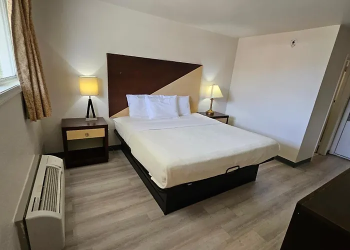 Budget Inn