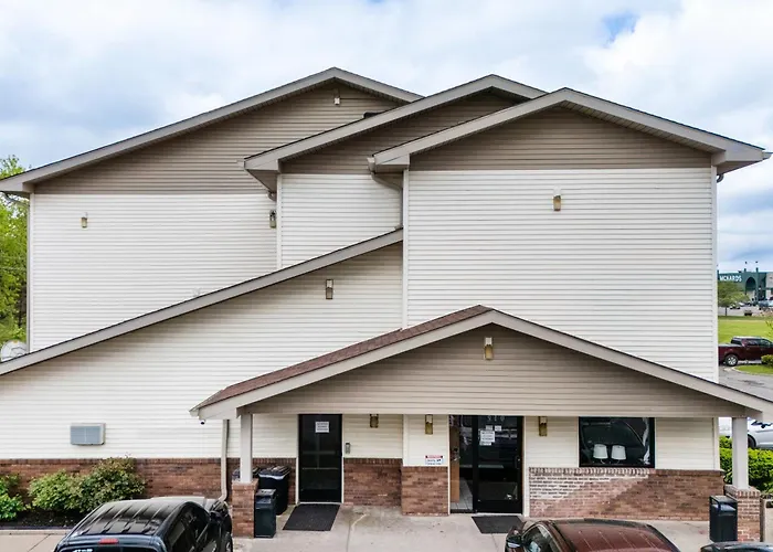 Super Inn By Oyo Lansing Mi