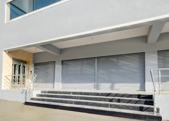 Super Townhouse Kukatpally North Formerly Munagala Arcade