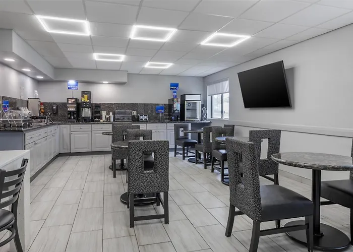 Best Western Bolingbrook Hotel