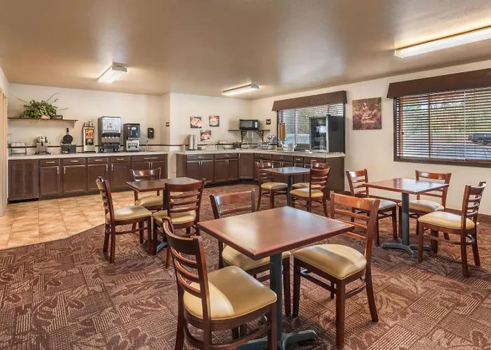 Colstrip Inn & Suites
