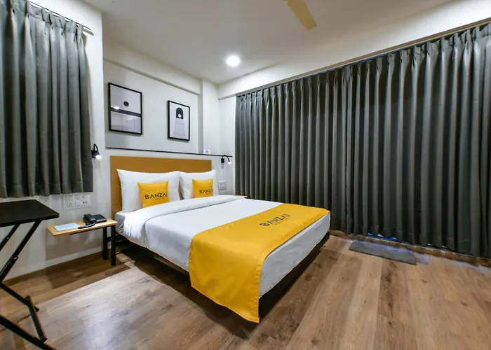 Hotel Banzai Rooms